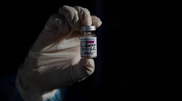 Engleska agencija: Evo koliko AstraZeneca i Pfizer smanjuju rizik od smrti
