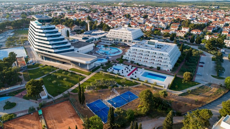 Šibensko-kninska županija dobila prve padel terene u sklopu kompleksa Olympia Vodice