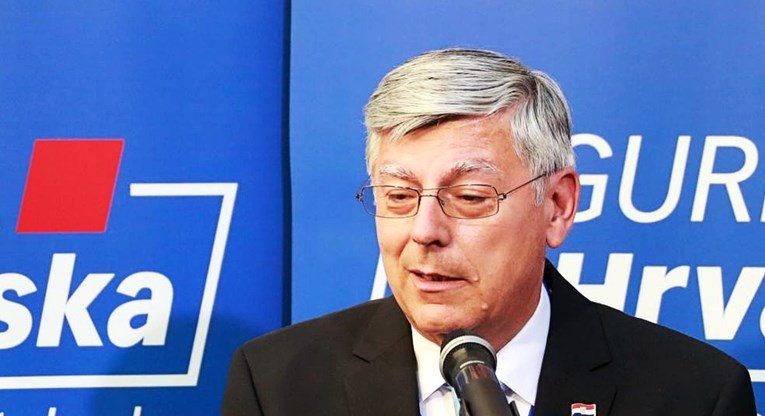 Reiner negativan na koronavirus