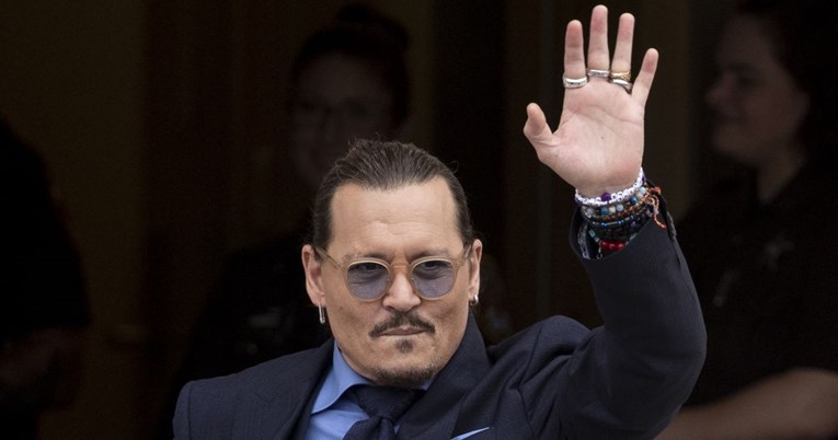 Johnny Depp se priključio TikToku, u nekoliko sati skupio 3 milijuna pratitelja