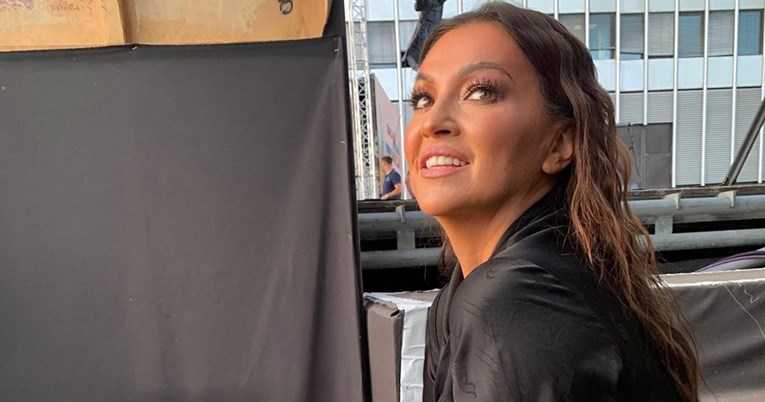 Nina pozirala s prijateljicama, pišu joj: Vi ste kao inspiracija za Seks i grad