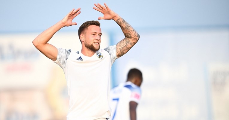 SLAVEN - LOKOMOTIVA 1:2 Nestanak struje i cirkus s VAR-om zasjenili rezultat