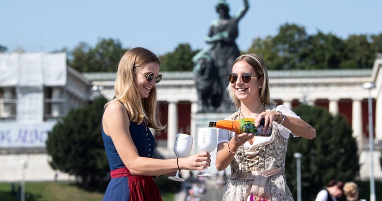 Umjesto otkazanog Oktoberfesta Nijemci organizirali zamjenski festival
