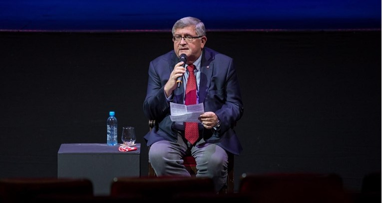 Obersnel pisao Plenkoviću: Ne pamtim ovakvu reakciju, neću vam ostati dužan