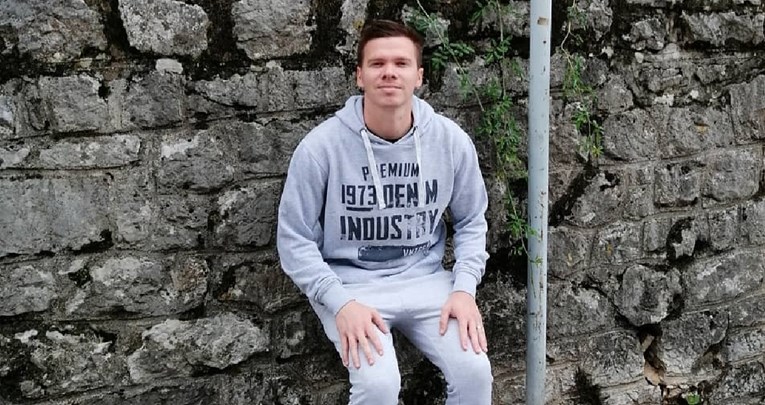 Urnebesni status hrvatskog komičara: "Vozačica tramvaja mi je stala prije stanice"