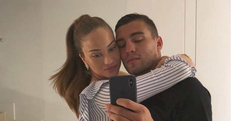 Mateo Kovačić objavio selfie s Izabel, fotkali se u automobilu
