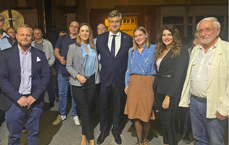 Plenković glasao na izborima matične organizacije: "Čestitam novoj predsjednici"
