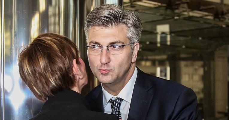 Plenkoviću ne trebaju Sanaderove afere kad ima vlastitu