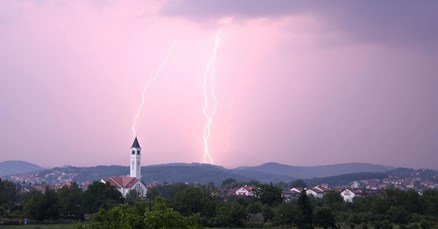 Čeka li nas šok na prvi dan ljeta? Stižu grmljavinske oluje, temperature će pasti 10 stupnjeva