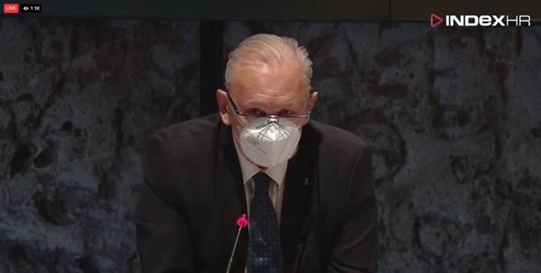 Pogledajte odgovore Božinovića i Markotić na apel 26 znanstvenika na čelu s Đikićem