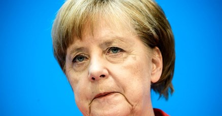 Merkel pristala na ultimatum ministra policije, mora riješiti problem migranata do kraja mjeseca