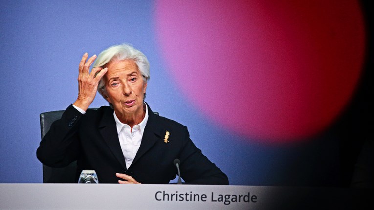 ECB: Pandemija i dalje predstavlja velik rizik za eurozonu i globalno gospodarstvo