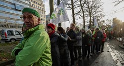 Tisuće ljudi formirale ljudski lanac u Bruxellesu zbog klime