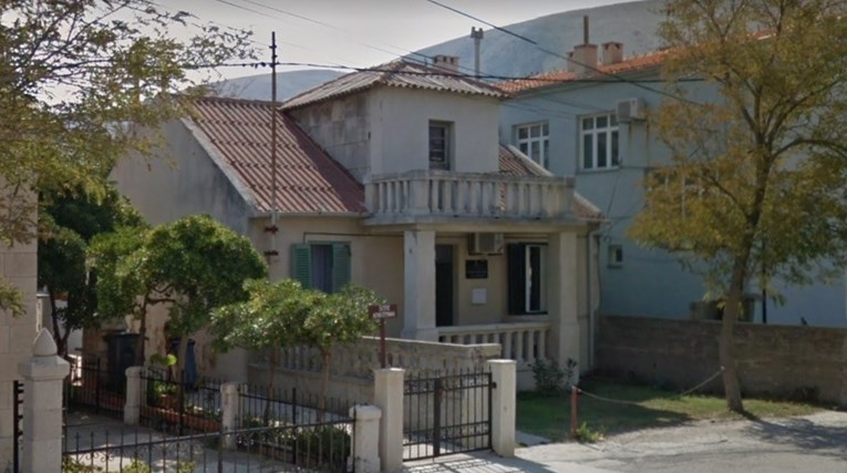 "Zgrada u banani": Ovo je HZZO u Pagu