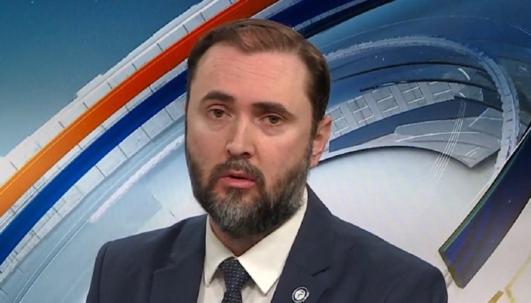 Liječnik Luetić: Vidimo trend, broj novozaraženih bi se mogao popeti preko 4000