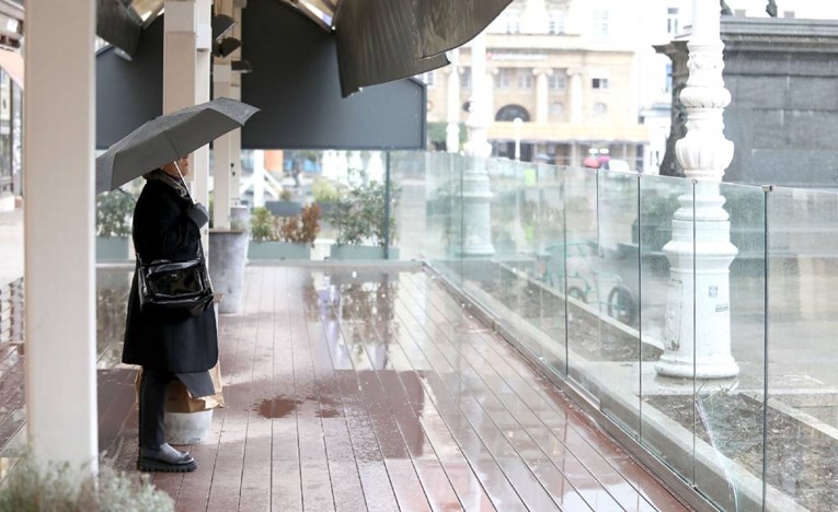 DHMZ: Pretežno oblačno s kišom, poslijepodne pad temperature zraka