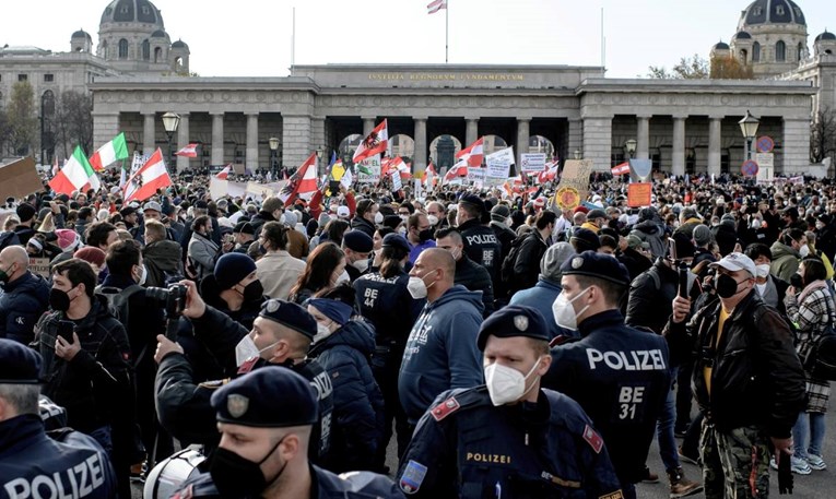 Austrijski parlament glasa o obaveznom cijepljenju protiv covida