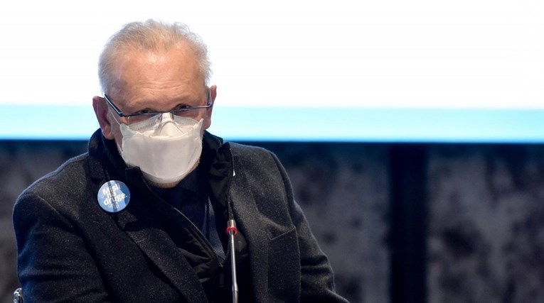 Od ponoći nove stroge mjere diljem zemlje, promjene i na granicama. Evo detalja