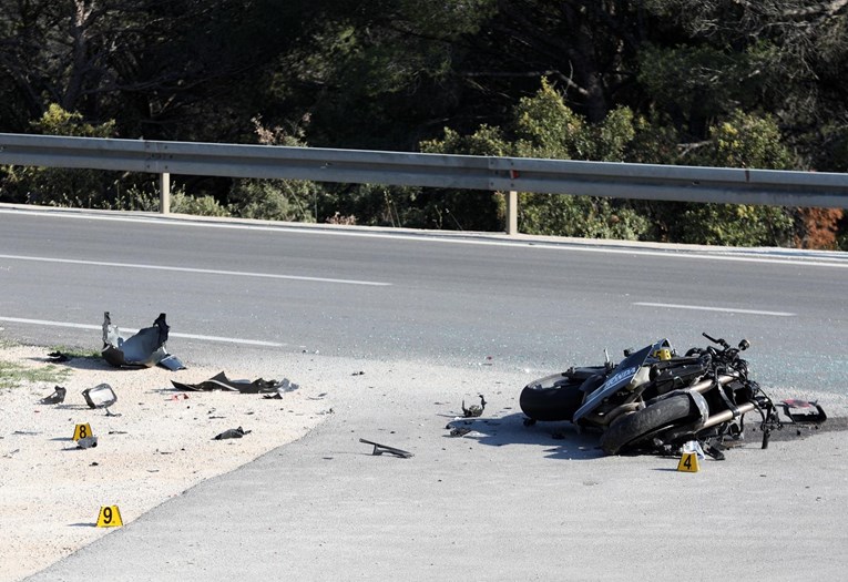 22-godišnjak jurio motorom bez dozvole, teško stradao u nesreći