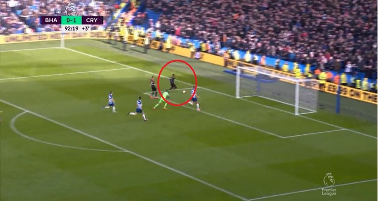 Hit igrač Premiershipa kojeg želi Bayern promašio prazan gol