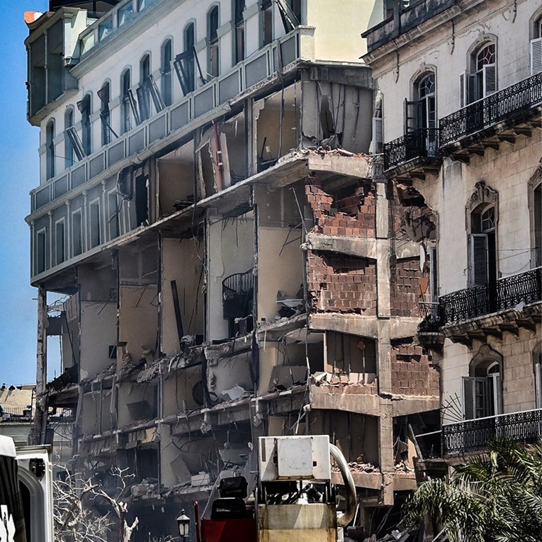 VIDEO Jaka eksplozija uništila hotel u glavnom gradu Kube, poginulo najmanje 22 ljudi