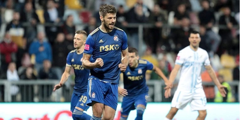 Petković oduševio fair-playom u derbiju. Molio je suca da promijeni odluku