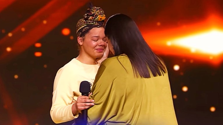 VIDEO Martina dala zlatni gumb 18-godišnjakinji iz Drniša tužne životne priče