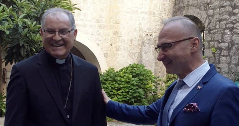 Grlić Radman u Crnoj Gori govorio o opstanku Hrvata