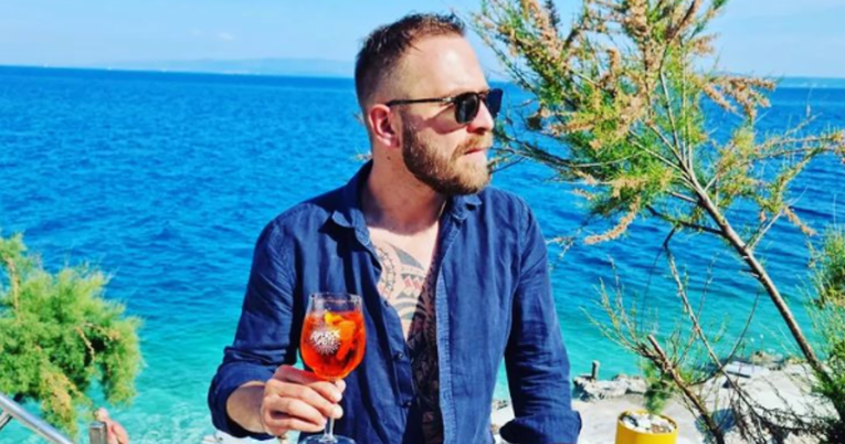Ivan Pažanin nadovezao se na objavu Jelene Rozge: "Bokun sunca, bokun mora..."
