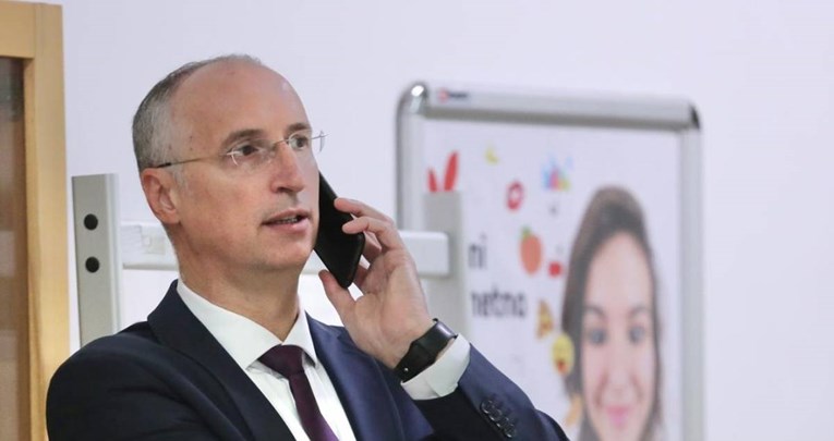 SDP-ovac optužio Puljka da je u sukobu interesa zbog banke, on odgovorio