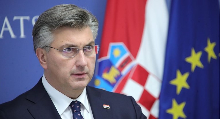 Ustavni sud će odlučivati o covid-potvrdama. Plenković: Bilo ih je logično uvesti