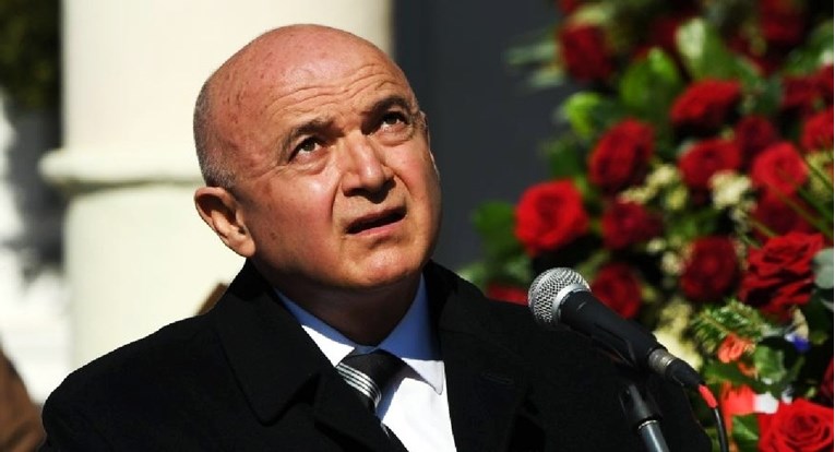 Ljubo Jurčić na Bandićevom sprovodu: Dao je Zagrebu više nego što će ikad itko dati