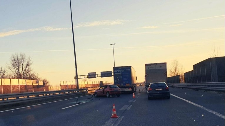 Nesreća na zagrebačkoj obilaznici, stvorila se velika kolona
