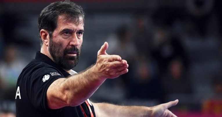 Veselin Vujović vraća se na klupu bivšeg prvaka Europe