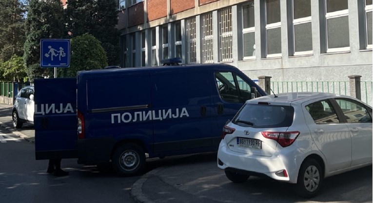 Dojave o bombama u 97 beogradskih škola, primile jeziv mail