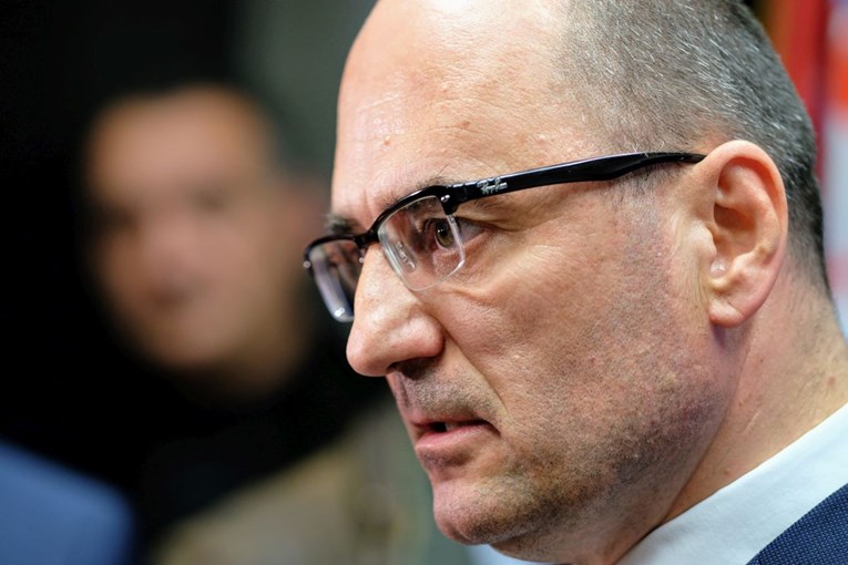 Brkić zaradio na Plivi: "Ako je imao povlaštene informacije, to je za u zatvor"