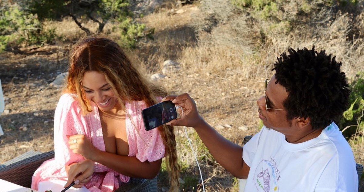 Beyonce I Jay Z Pozirali S Djecom Fanovi Sokirani Koliko Su Odrasla Nemoguce Index Hr