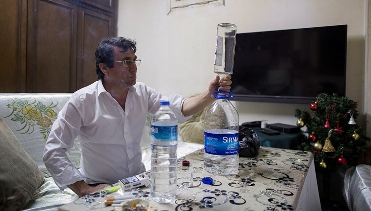 U Rusiji 17 ljudi umrlo od trovanja ilegalnim alkoholom