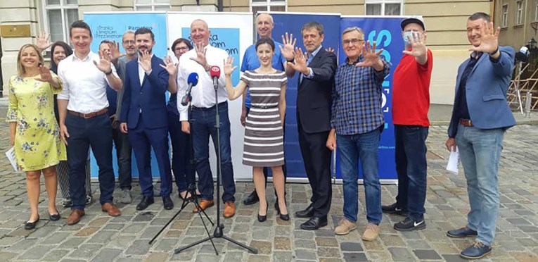 Pametno, Fokus i SSiP: Ukinut ćemo članstvo u HGK-u i HOK-u