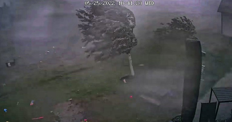 VIDEO Pogledajte nevrijeme kod Siska: "Nakon potresa, sad i pijavica"