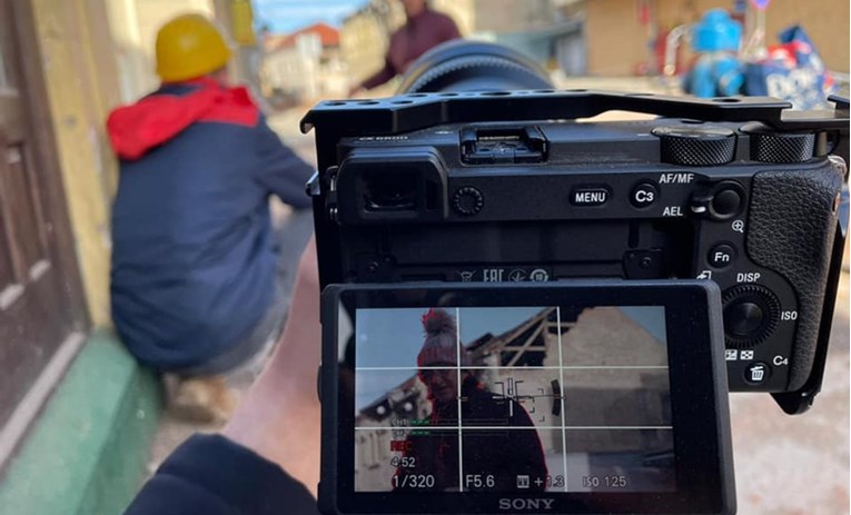 Mladi filmaši iz Siska snimaju dokumentarac o potresu, pozvali su sve da im pomognu