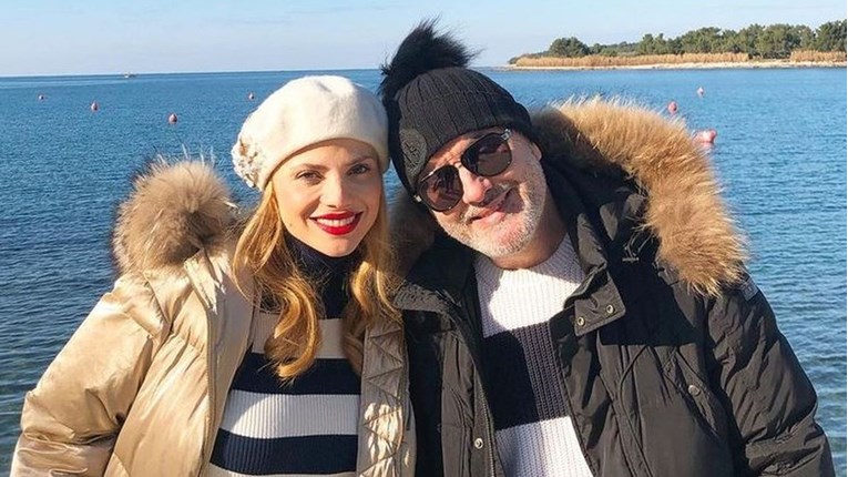 Lejla Filipović raznježila obožavatelje fotkom na kojoj ljubi Tarika
