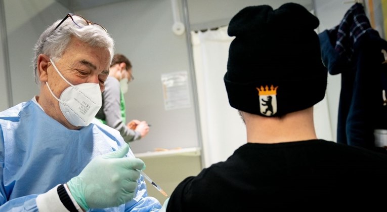 EU razmatra hitno odobravanje cjepiva protiv koronavirusa