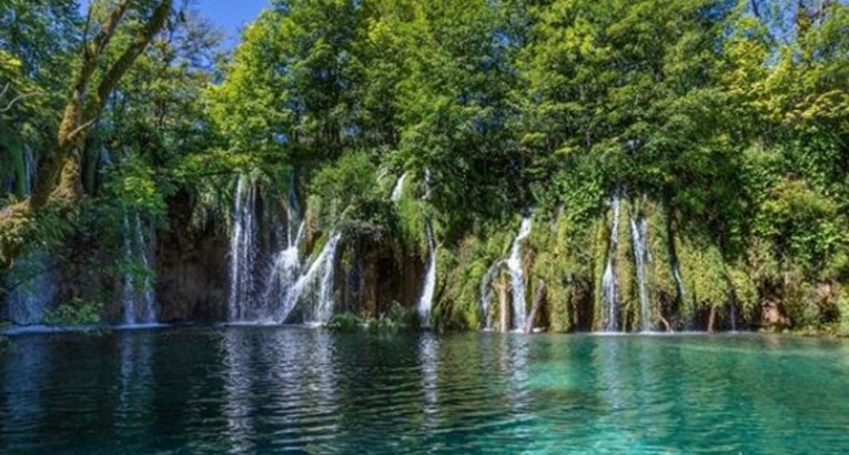 Hrvati bijesni: Ulaznica na Plitvice za obitelj s dvoje djece košta 840 kuna