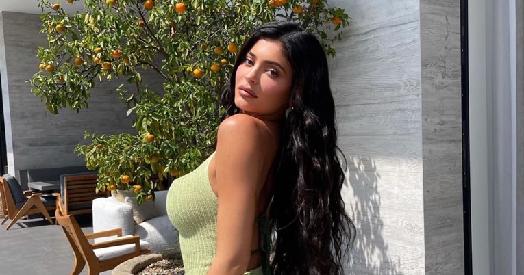 Kylie Jenner podijelila fotku hrane za kojom žudi u trudnoći, fanovi su oduševljeni