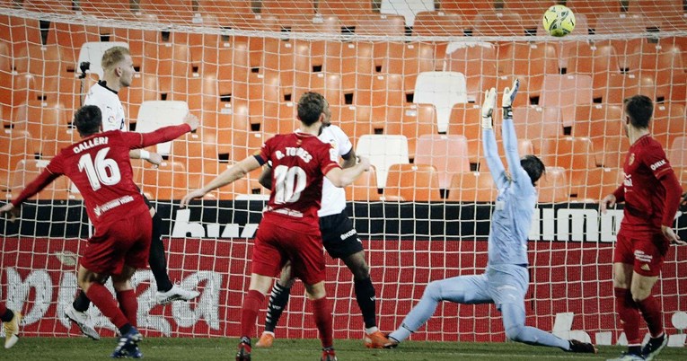 Valencia jedva izvukla bod kod kuće protiv pretposljednje ekipe lige