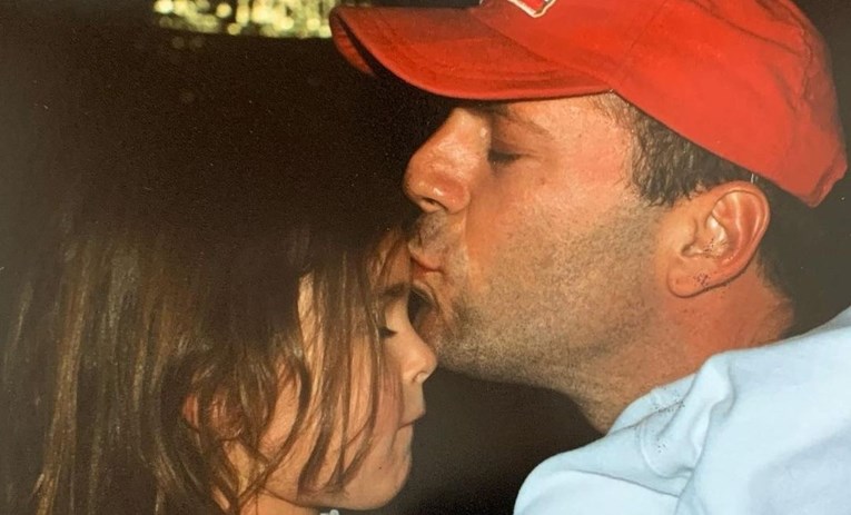 Kći Brucea Willisa raznježila fanove posljednjom objavom o tati