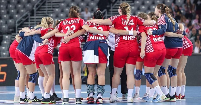 Hrvatske rukometašice senzacionalno pobijedile Mađarsku na otvaranju Eura