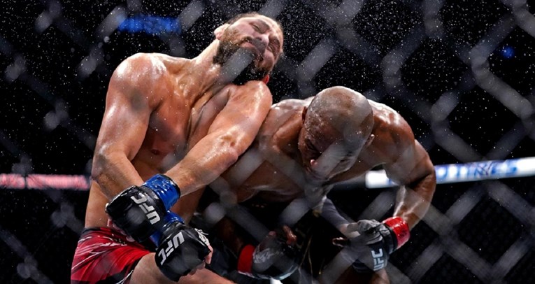 Povijesna UFC noć. Svih pet borbi završeno nokautima