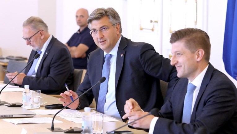 Još nema sastava nove vlade, najviše dilema oko ministarstava obrane i branitelja